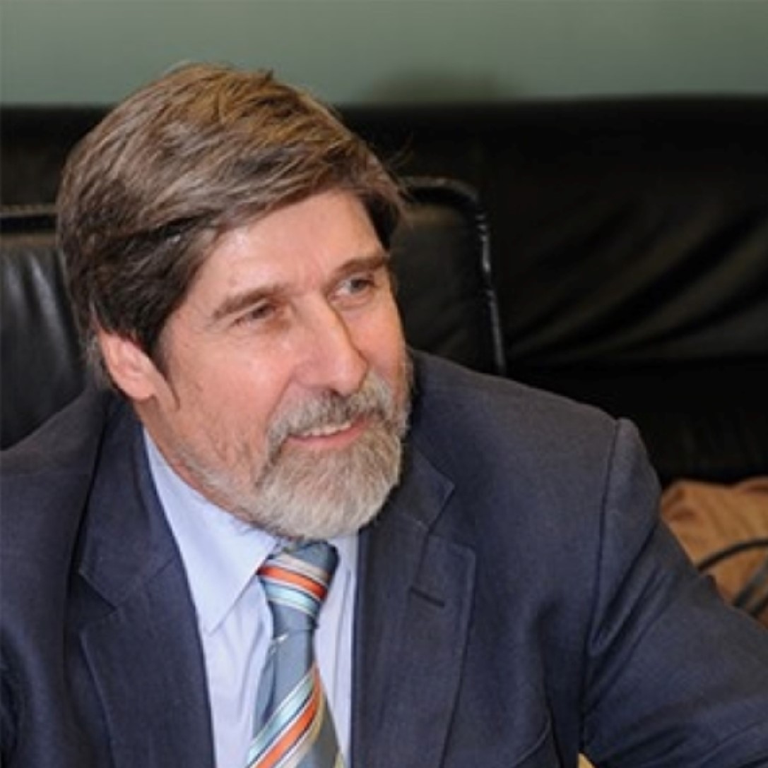 SUMPSI VIÑAS, José María, PhD