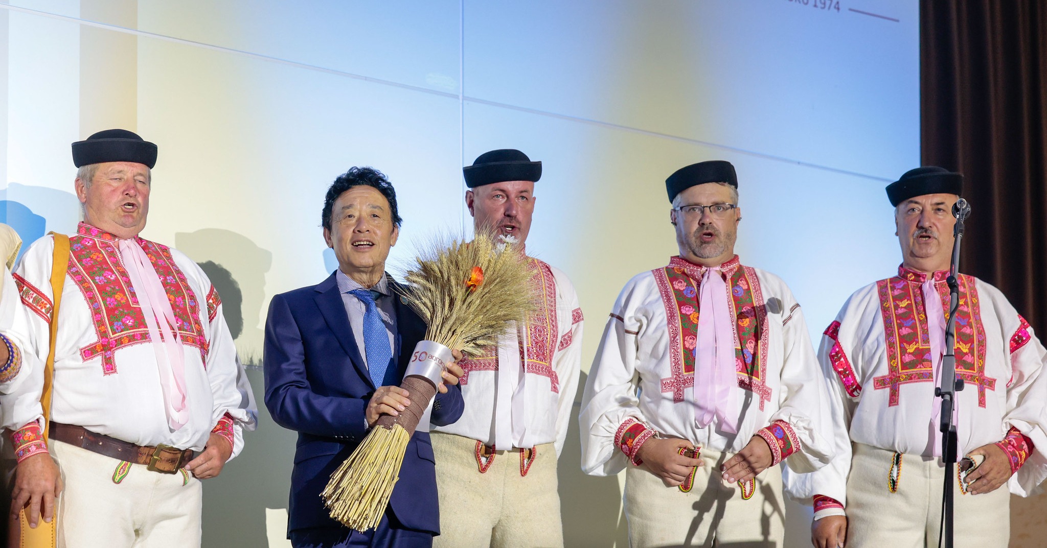 المدير العام يفتتح معرض Agrokomplex لعام 2024 في سلوفاكيا