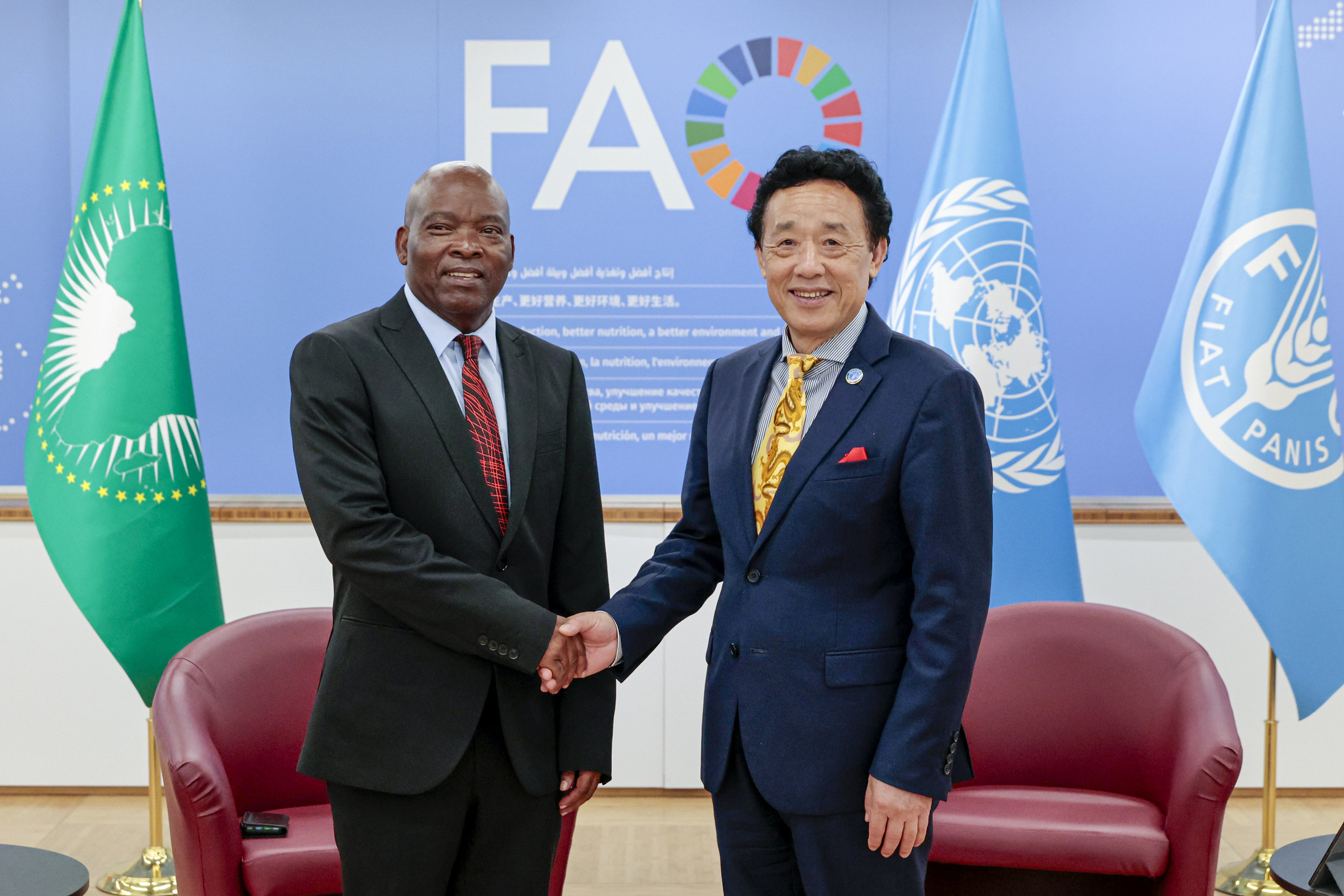 Bilateral Meeting with H.E. Moses Vilakati, Commissioner for Agriculture, Rural Development, Blue Economy and Sustainable Environment of the African Union Commission (AUC)