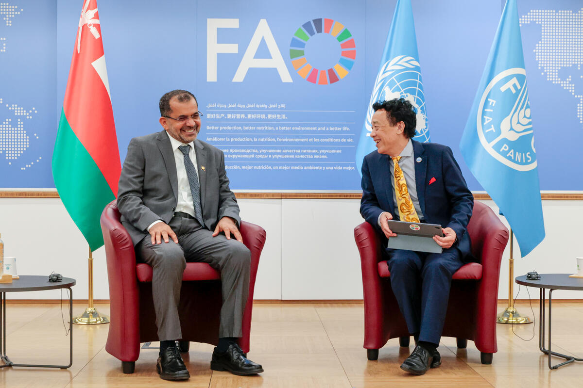 Réunion bilatérale avec M. Saud bin Hamoud bin Ahmed Al-Habsi, Ministre de l’agriculture, de la pêche et des ressources hydriques du Sultanat d’Oman