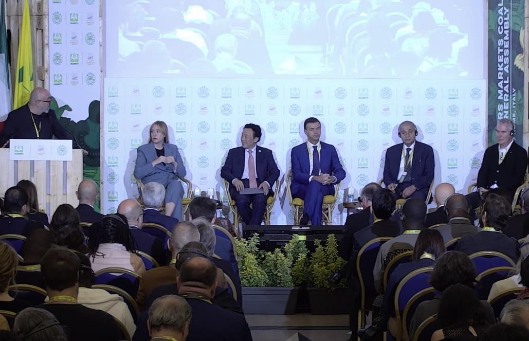 المدير العام لمنظمة الأغذية والزراعة يشارك في الجلسة الافتتاحية للجمعية العامة للتحالف العالمي لأسواق المزارعين