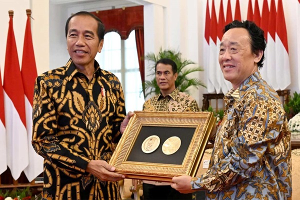 Former Indonesian President Joko Widodo Receives Agricola Medal from FAO