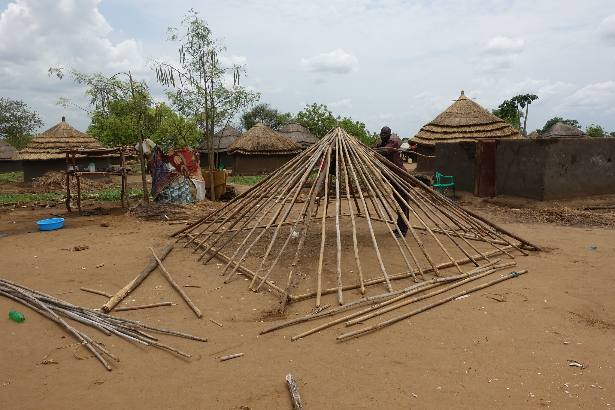 Uganda, bamboo roofing ©FAO/Ranya Sherif Uganda, bamboo roofing ©FAO/Ranya Sherif